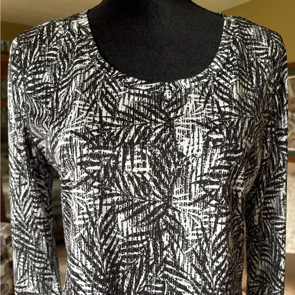 Reel Legends Long Sleeve Top M - Picture 2 of 6